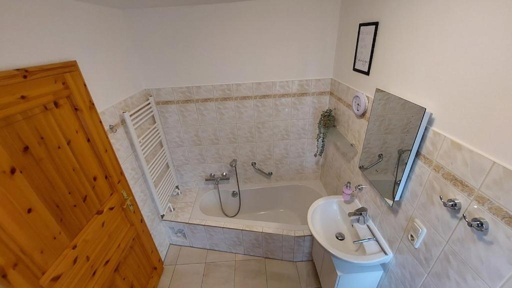 Ferienhaus Flessenow Am Schweriner See Ngoại thất bức ảnh